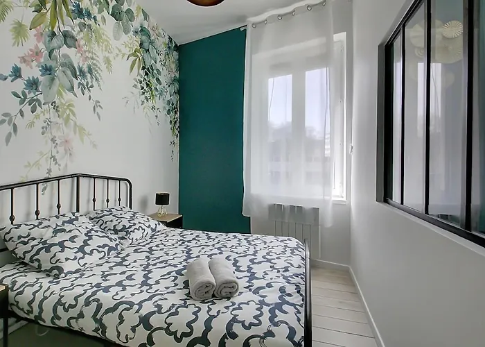 Saint Genevieve Chic Apartman *